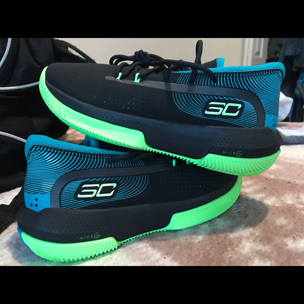 Curry Gs sc 3ZERO III